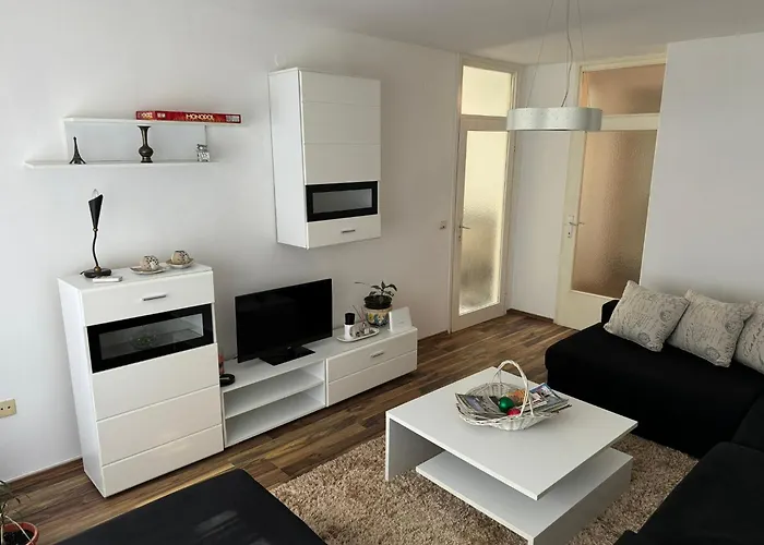 Apartment Share