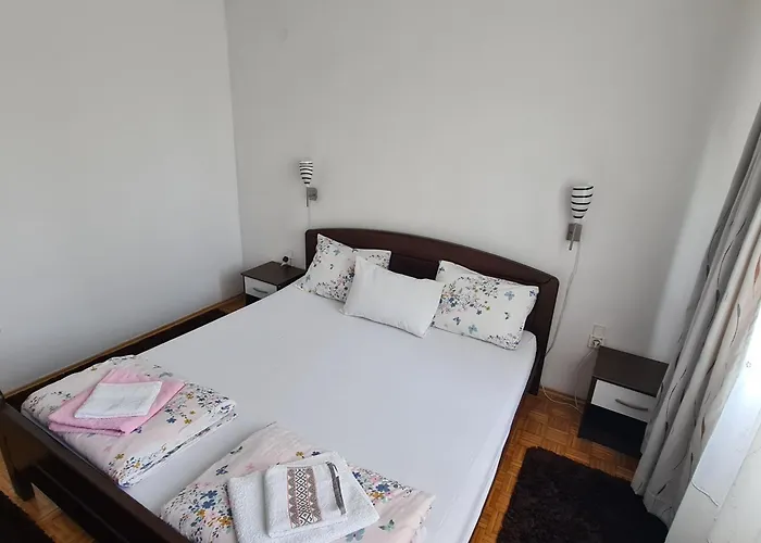 Apartment Share